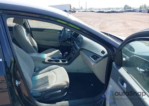 2015 Hyundai Sonata Se z USA, uszkodzony, nr VIN 5NPE24AF4FH237094